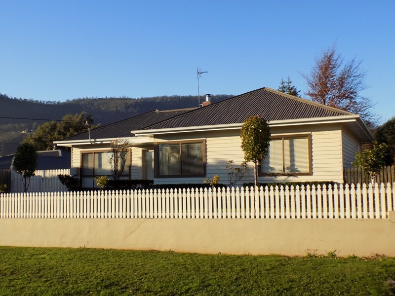 3 Ferry Street, New Norfolk, Tas 7140