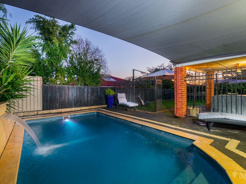 58 Kingsway, Madeley, WA 6065 Property Details