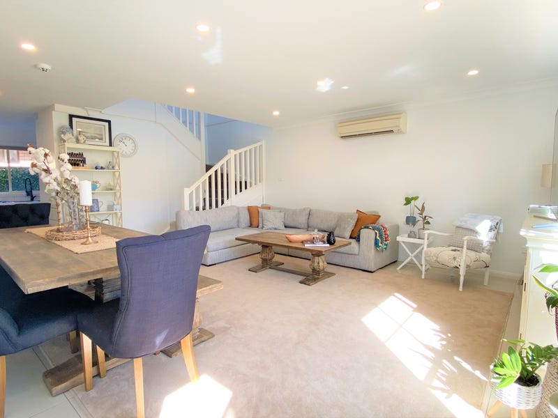 1/12 KITSON PL, Minto, NSW 2566 Townhouse for Sale