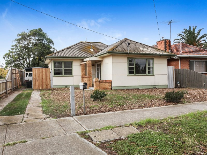 28 Selwyn Street, Sunshine, Vic 3020 - Property Details