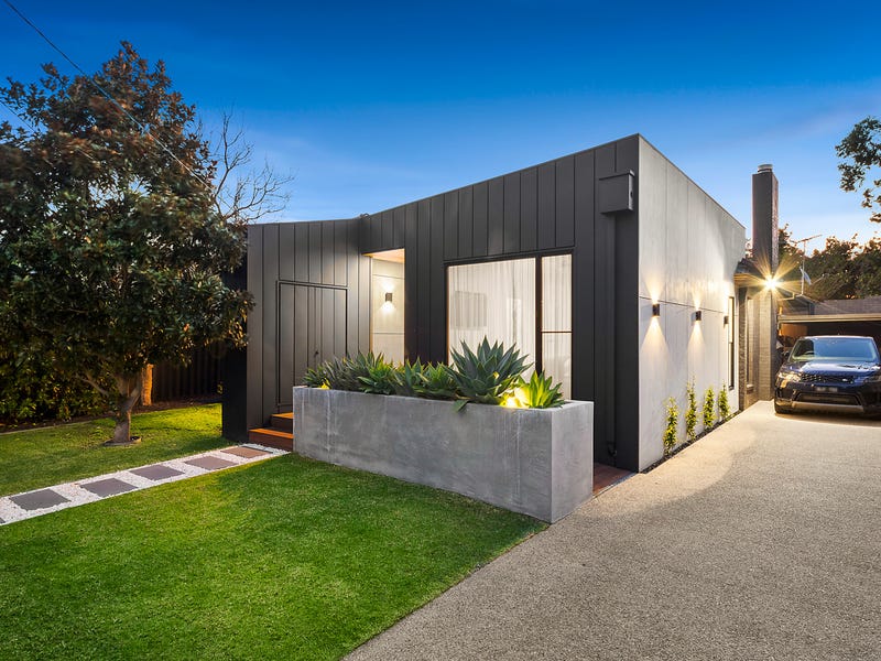 33 Wells Road, Beaumaris, Vic 3193 Property Details