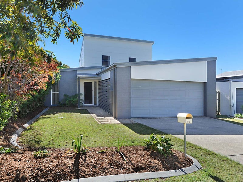 13 Norfolk Drive, Pacific Pines, QLD 4211