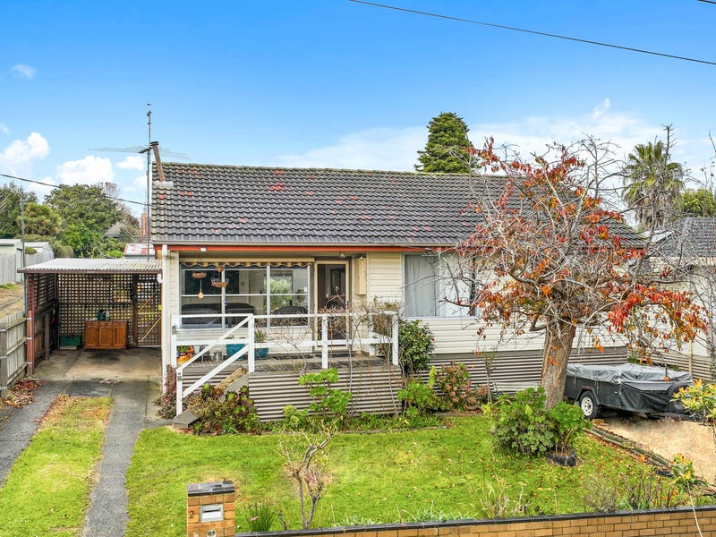 2 Henshall Street, Warragul, Vic 3820 House for Sale