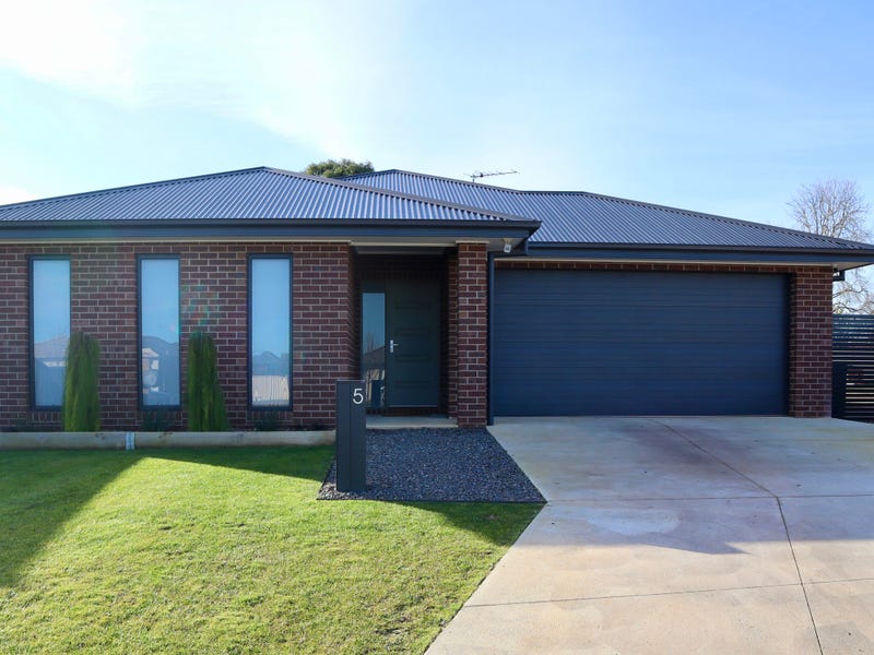 5 Hughes Court, Corowa, NSW 2646 House for Rent