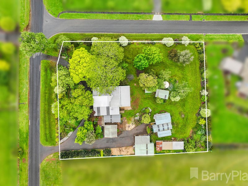 83 Binbeal Road, Drouin, Vic 3818 Property Details