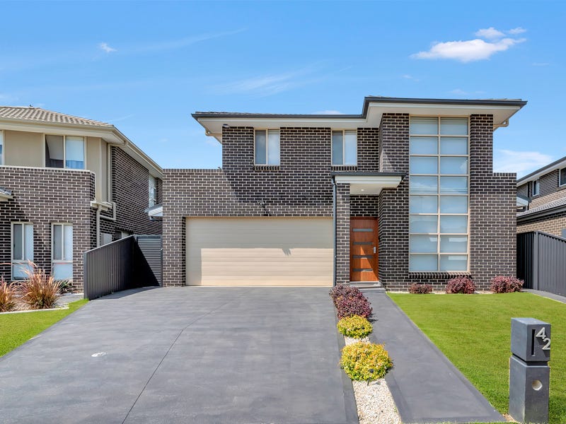 42 lightning Ridge, Hinchinbrook, NSW 2168 Property Details