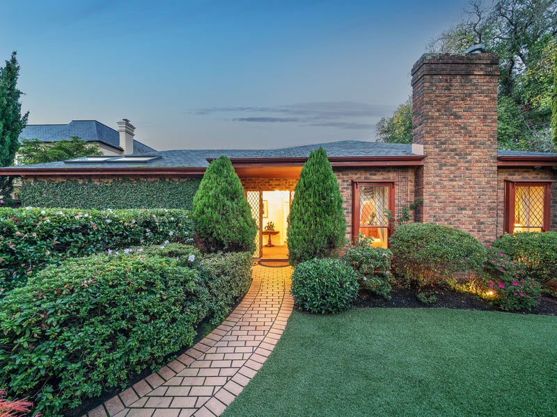 10A Monomeath Avenue, Canterbury, VIC 3126