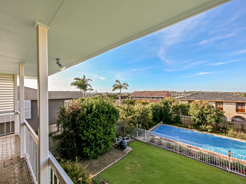 9 Pavo Street, Camp Hill, QLD