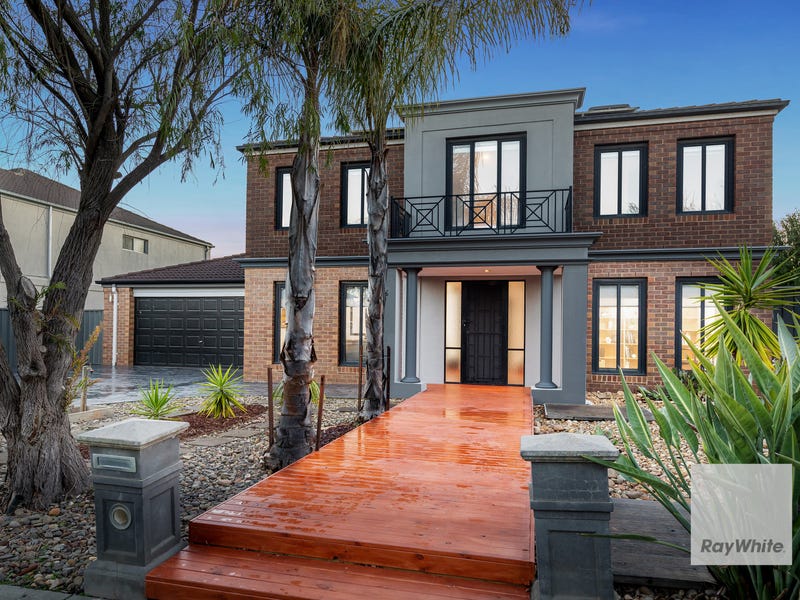 Sold Property Prices & Auction Results in Hillcrest, VIC 3351 (+1