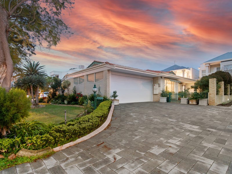 1/8 Matheson Road, Applecross, WA 6153