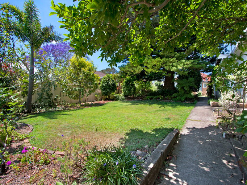 27 Birdwood Street, Sylvania, NSW 2224 Property Details