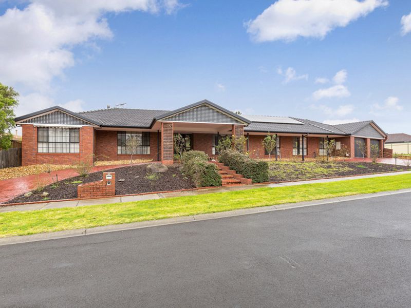 6 Clarendon Court, Seabrook, VIC 3028