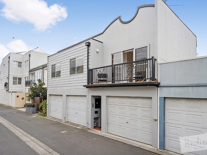 10 Francis Lane, Kensington, Vic 3031 Property Details