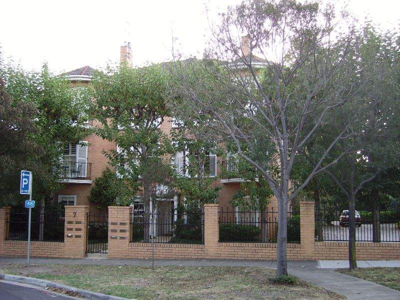 10/7 Wallace Avenue, Toorak, VIC 3142