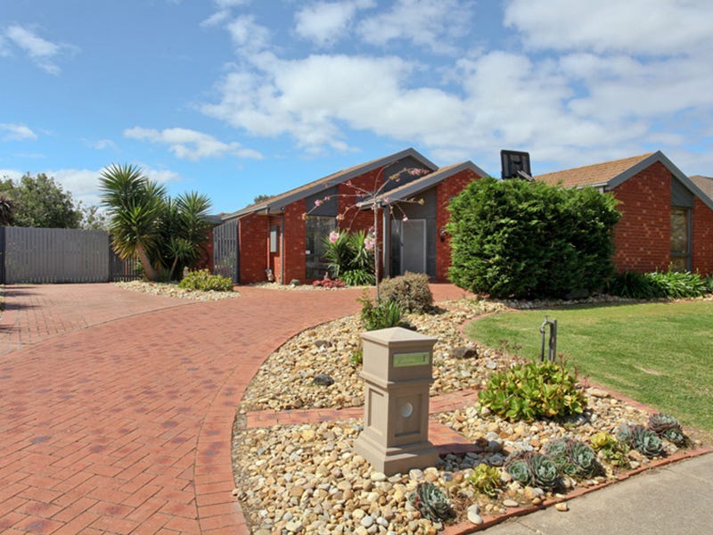 28 St Andrews Drive, Werribee, Vic 3030 Property Details