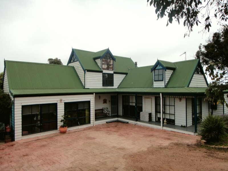 14 Roditis Avenue, Broadford, Vic 3658 Property Details