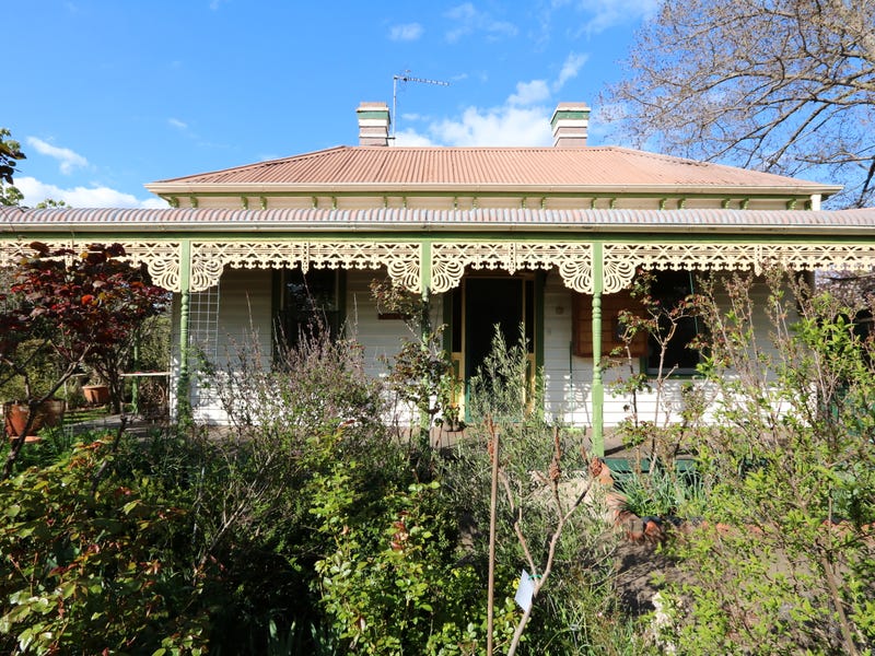 192 High Street, Avoca, VIC 3467