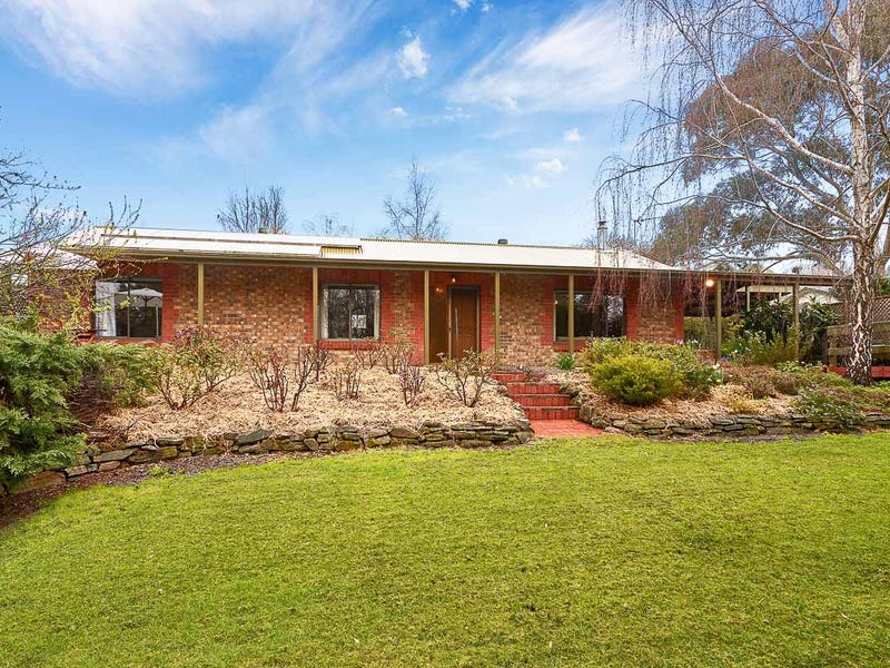 6 WELLINGTON STREET, Gumeracha, SA 5233 Property Details