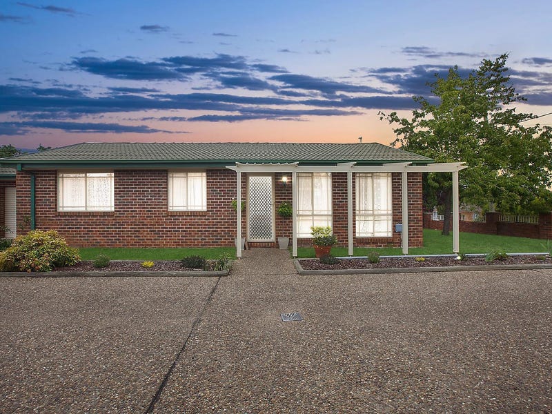 4/64 Thorpe Avenue, Queanbeyan, NSW 2620