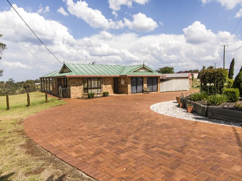 140 Postle Street, Darling Heights, QLD 4350