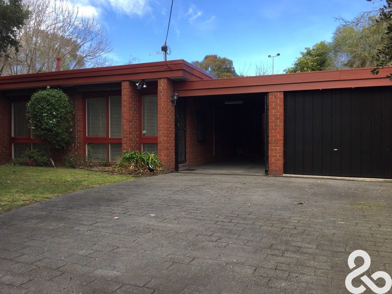 16 Sir Road, Surrey Hills, VIC 3127