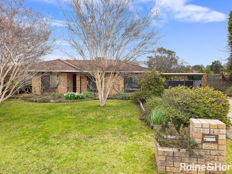 19 Maple Road, Lake Albert, NSW 2650 Property Details