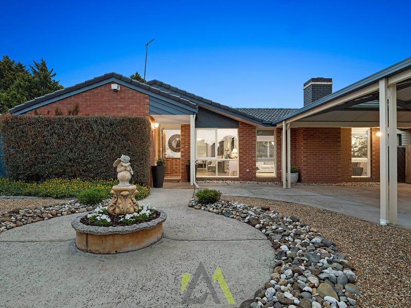 31 Burgess Drive, Langwarrin, VIC 3910