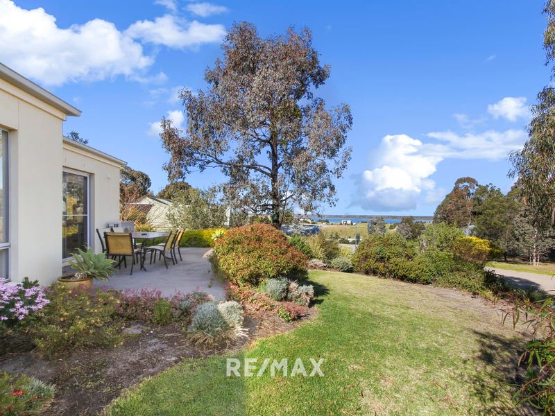 123 Kings Cove Boulevard, Metung, Vic 3904 House for Sale