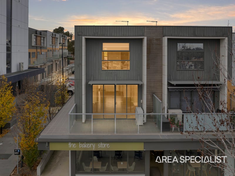 Real Estate & Property for Sale in Pakenham, VIC 3810 Pg. 2