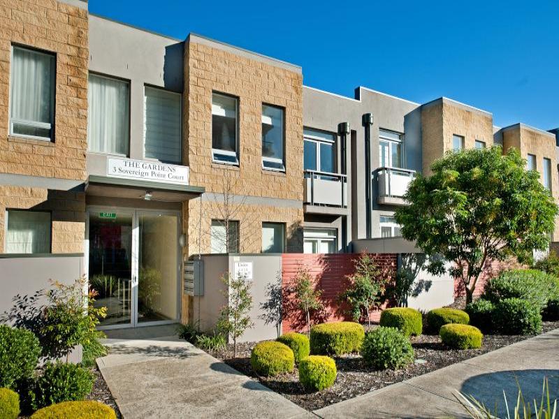 16/3 Sovereign Point Court, Doncaster, Vic 3108 Property Details
