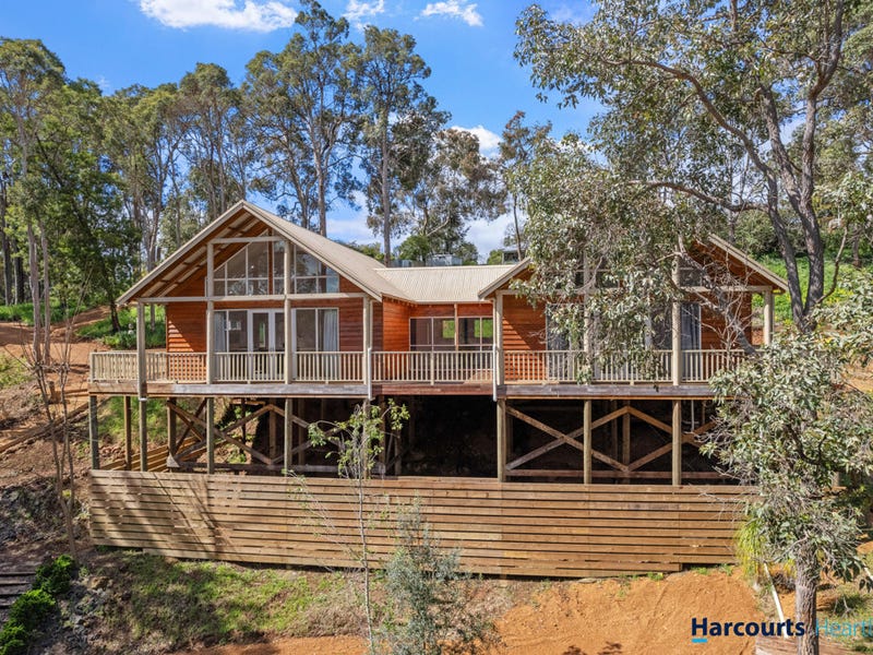 15 Roberts Street, Balingup, WA 6253 Property Details