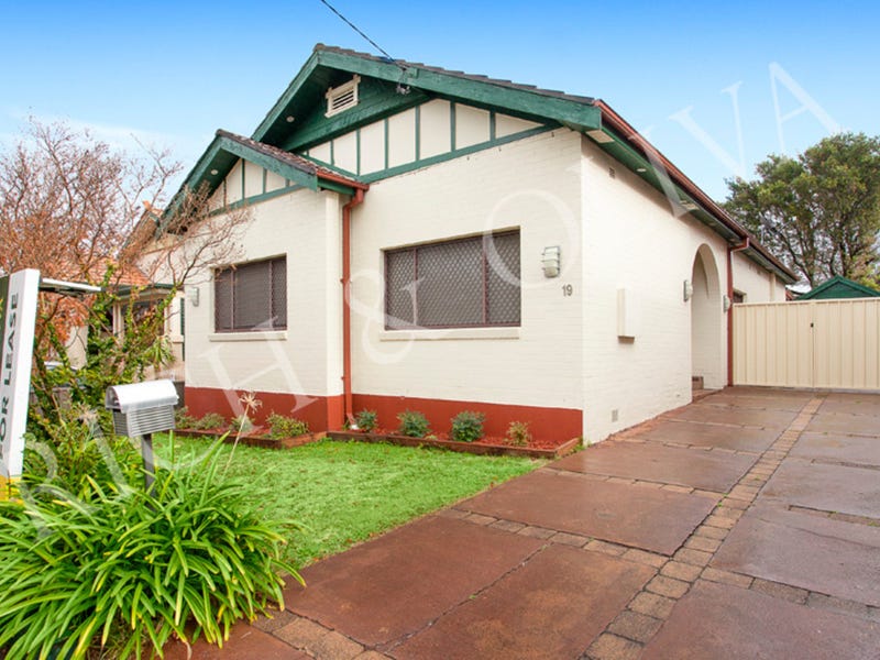 19 Beresford Avenue, Croydon Park, NSW 2133
