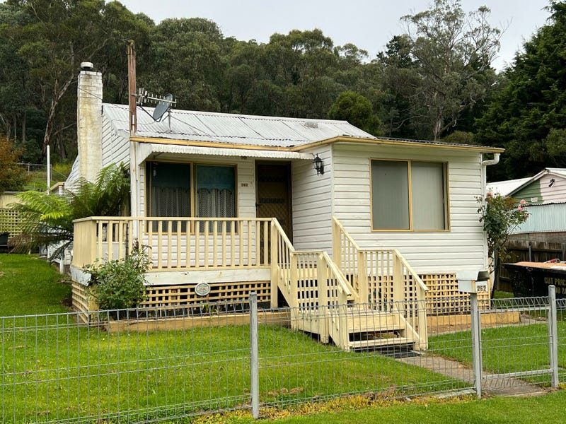 262 Foxlow Street, Captains Flat, NSW 2623