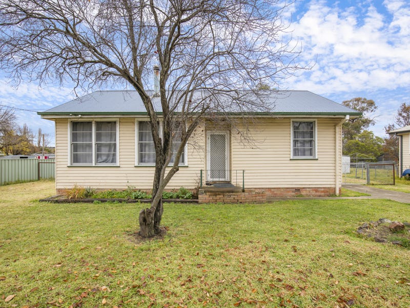 69 Brown Street, Armidale, NSW 2350 House for Sale