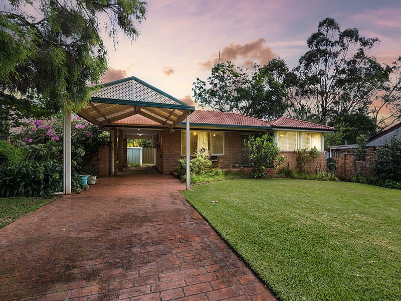 19 Coachwood Crescent, Bradbury, NSW 2560 Property Details