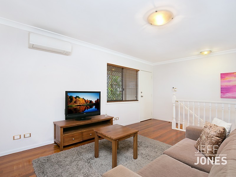 5/65 Peach Street, Greenslopes, Qld 4120 Property Details