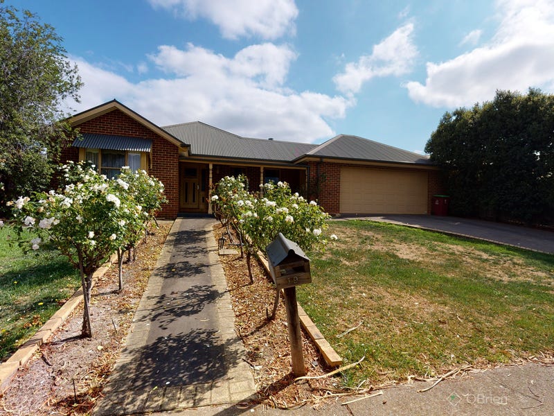 19 Marsh Grove, Berwick, VIC 3806