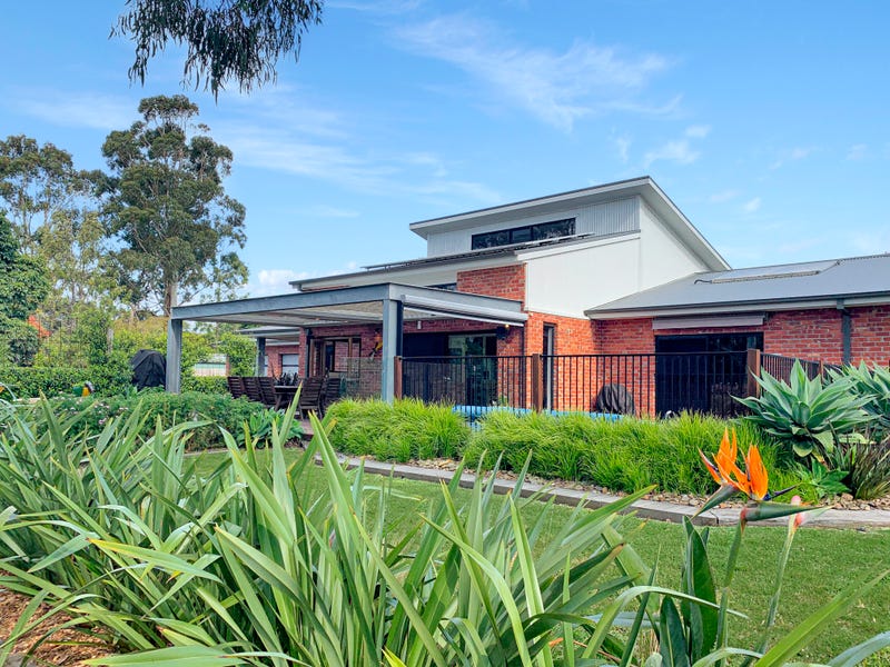 24A Grant Road, Somerville, Vic 3912 Property Details