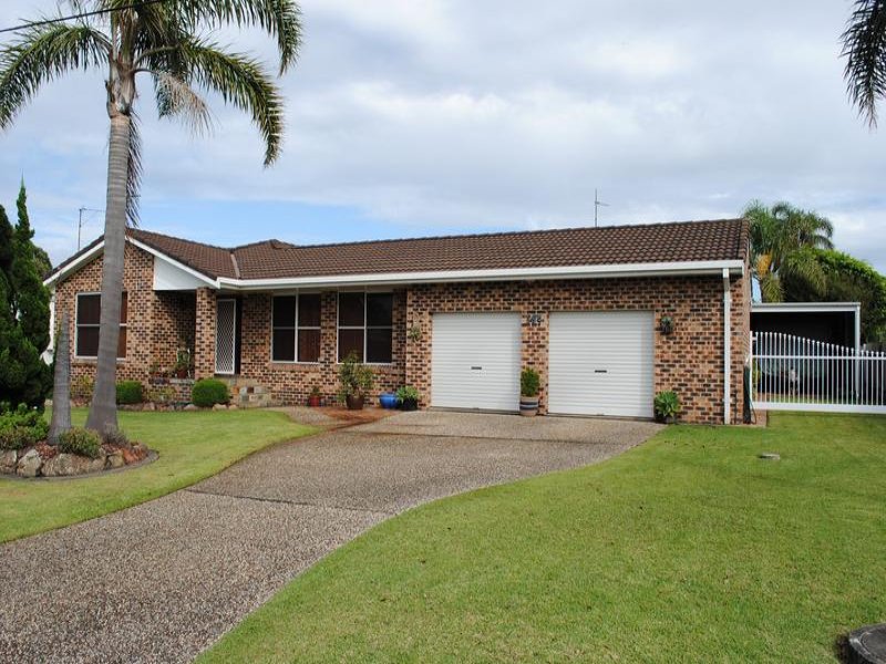 104 Greenbank Grove, Culburra Beach, NSW 2540