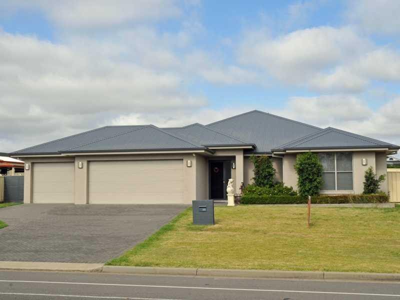 162 Aberglasslyn Rd, Aberglasslyn, NSW 2320 Property Details