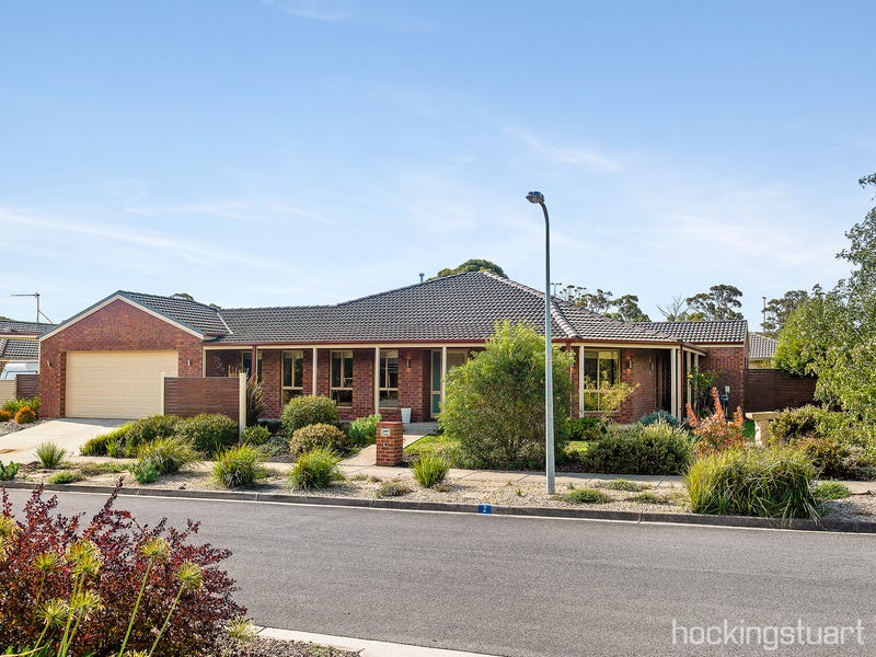 2 Brookside Drive, Mount Clear, VIC 3350