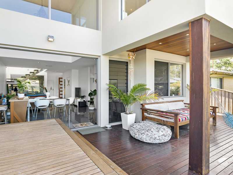 1/6 Barracuda Court, Palm Beach, QLD 4221