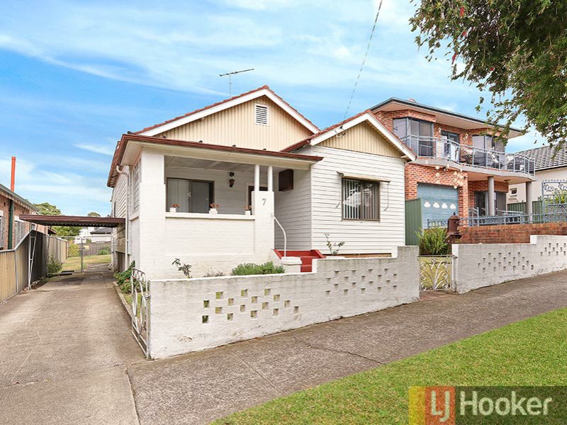 7 Vivian Street, Bexley, NSW 2207 Property Details