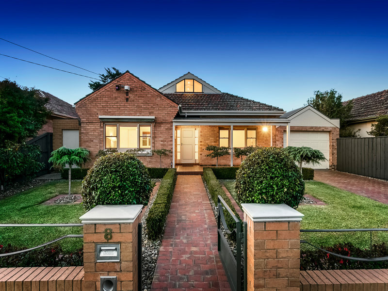 8 Roach Avenue, Aberfeldie, VIC 3040
