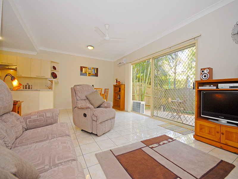 7/10 Carson Street, Moorooka, Qld 4105 - Property Details