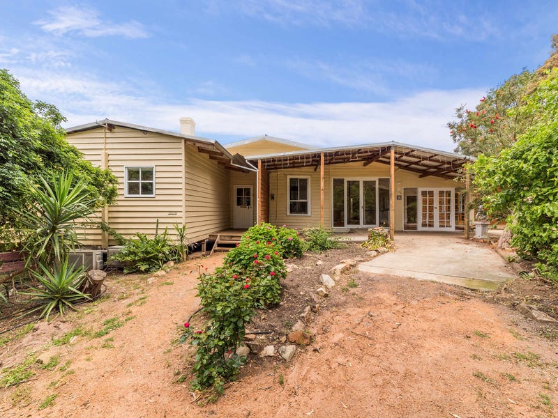 425 Victor Road Darlington Wa 6070 Realestate Com Au