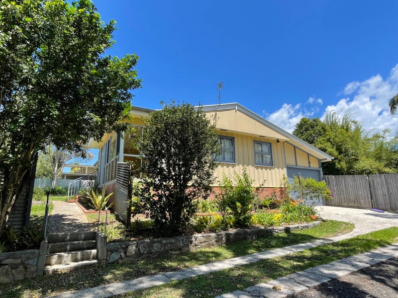 19 Waterfall Road, Nambour, QLD 4560