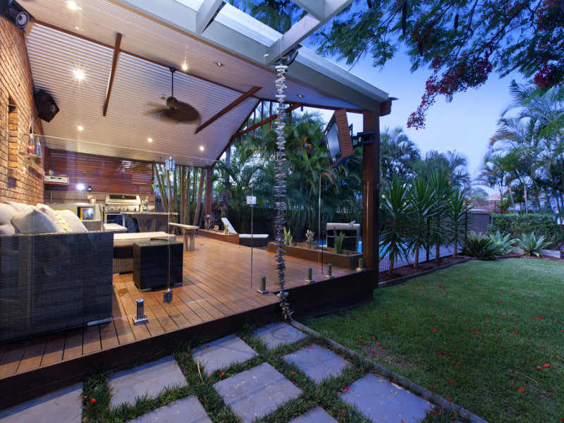 111 Bamboo Avenue, Benowa, Qld 4217 Property Details