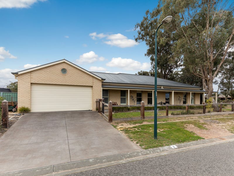 2 Hampshire Place, Strathfieldsaye, Vic 3551 House for Sale