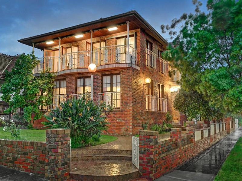 14 Bowen Street, Kew, VIC 3101